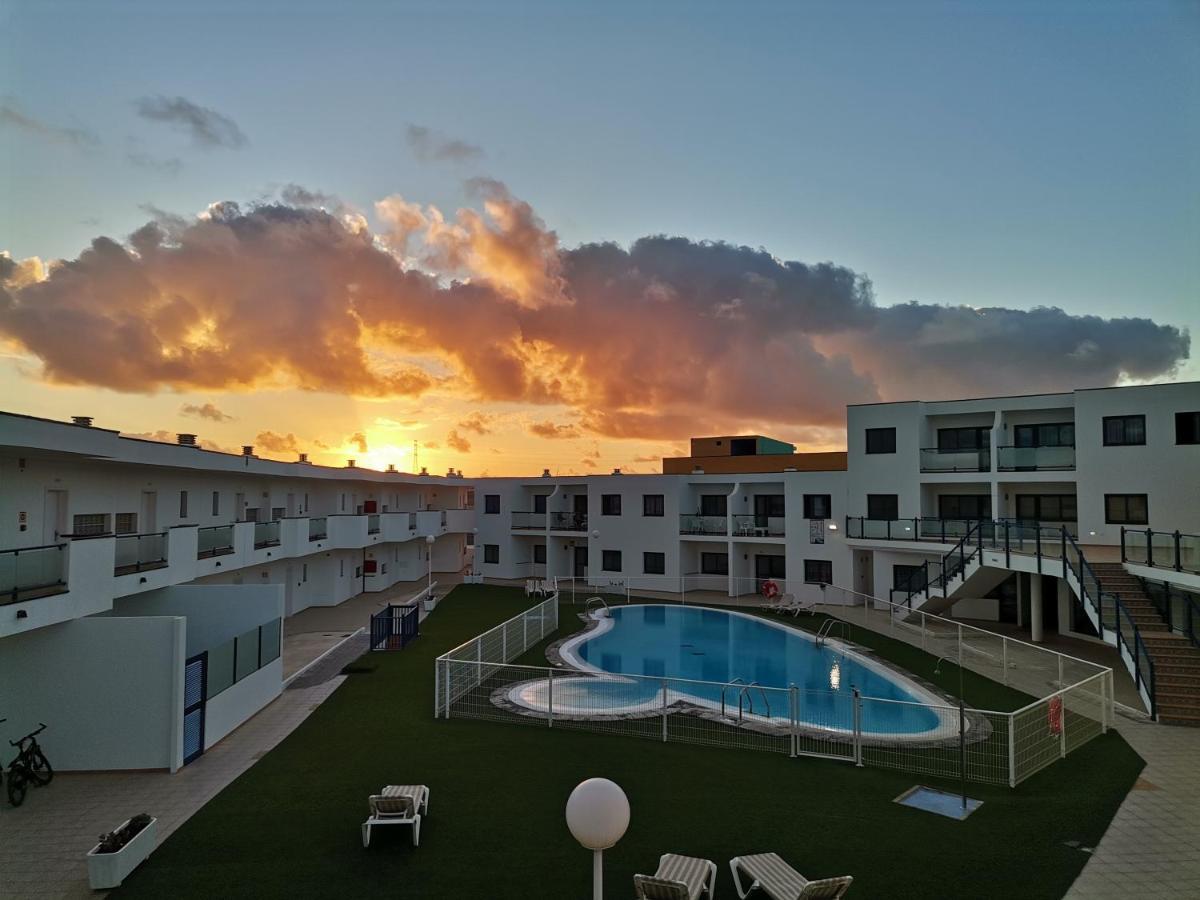 Astarita Pool Коста Калма Экстерьер фото